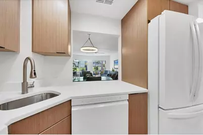 1350 N Portofino Drive #107, Sarasota, FL 34242 - Photo 23