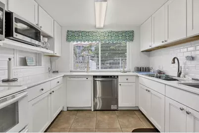 1350 N Portofino Drive #107, Sarasota, FL 34242 - Photo 39
