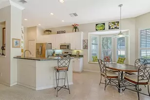 6909 Lennox Pl, Bradenton, FL 34201 - Photo 11
