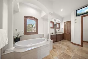 5830 Jamila River Dr, Venice, FL 34293 - Photo 31