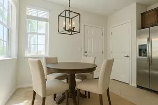 7770 Moonstone Dr, Sarasota, FL 34233 - Photo 5