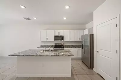 2884 Evergreen Elm Pass, Wesley Chapel, FL 33543 - Photo 5