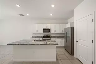 2884 Evergreen Elm Pass, Wesley Chapel, FL 33543 - Photo 5