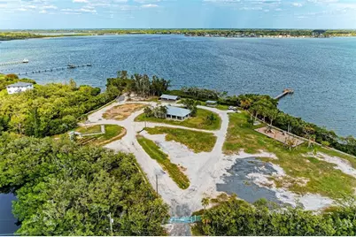 71 Island Court, Terra Ceia, FL 34250 - Photo 21