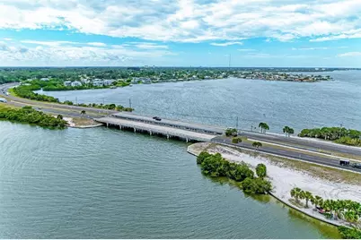 71 Island Court, Terra Ceia, FL 34250 - Photo 9