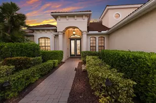 4668 Tuscana Dr, Sarasota, FL 34241 - Photo 3