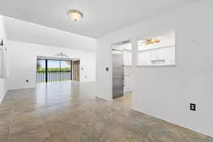 1520 Pelican Point Dr, Sarasota, FL 34231 - Photo 7