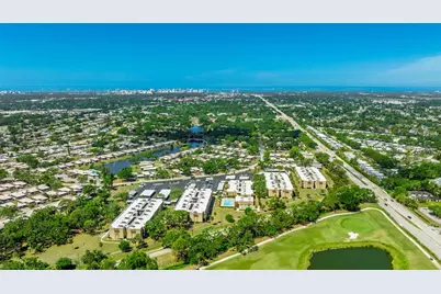 1330 Glen Oaks Drive E #374D, Sarasota, FL 34232 - Photo 15