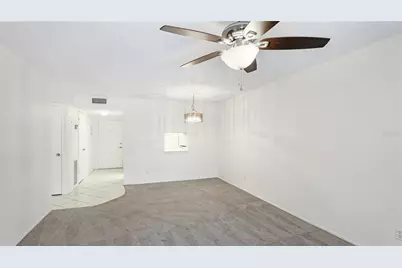 1330 Glen Oaks Drive E #374D, Sarasota, FL 34232 - Photo 7