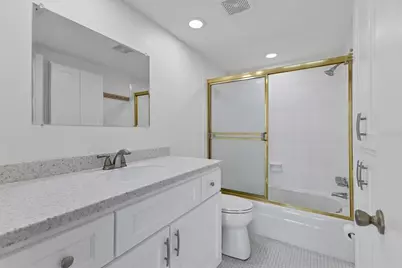 555 The Esplanade N #301, Venice, FL 34285 - Photo 19