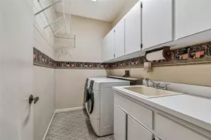 11230 Bloomington Dr, Tampa, FL 33635 - Photo 31