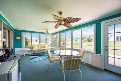 546 Highland Avenue NW, Port Charlotte, FL 33952 - Photo 17