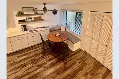 984 Sunridge Drive #J3, Sarasota, FL 34234 - Photo 7