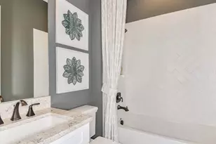 10463 Eclipse St, Sarasota, FL 34241 - Photo 7