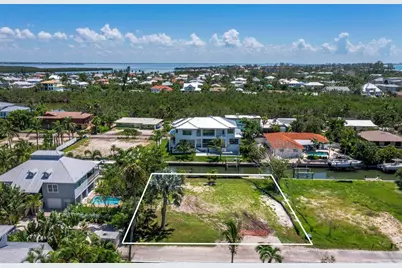 570 De Narvaez Drive, Longboat Key, FL 34228 - Photo 5