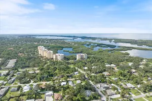 8915 Vamo Rd, Sarasota, FL 34231 - Photo 7