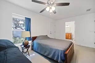 8915 Vamo Rd, Sarasota, FL 34231 - Photo 39