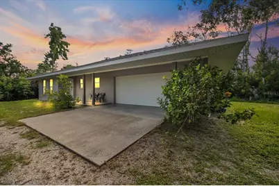 8915 Vamo Road, Sarasota, FL 34231 - Photo 3