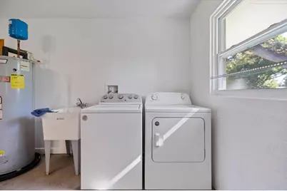 8915 Vamo Road, Sarasota, FL 34231 - Photo 43