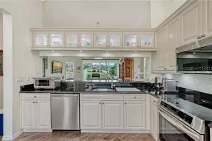 7607 Whitebridge Glen, University Park, FL 34201 - Photo 17