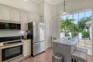 7607 Whitebridge Glen, University Park, FL 34201 - Photo 15