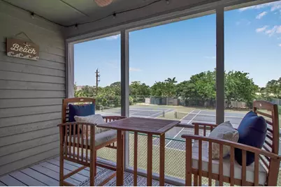 528 Forest Way, Longboat Key, FL 34228 - Photo 9