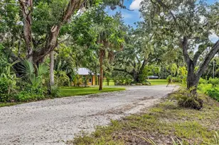 3401 51st St, Sarasota, FL 34235 - Photo 5