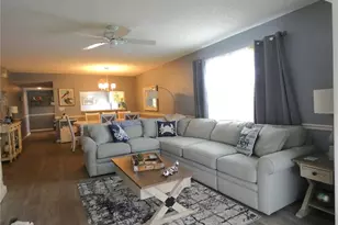 9320 Clubside Cir, Sarasota, FL 34238 - Photo 13