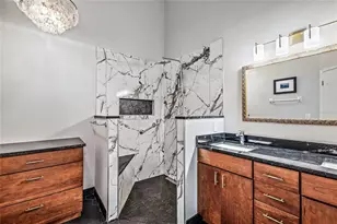 4481 Ascot Cir N, Sarasota, FL 34235 - Photo 13