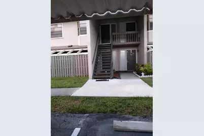 5787 Summer Side Lane #4B, Sarasota, FL 34231 - Photo 1