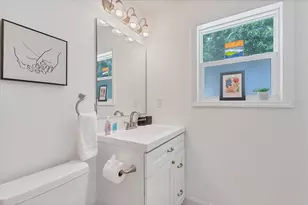 2375 Bahia Vista St, Sarasota, FL 34239 - Photo 25