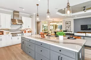 10193 Silent Night Ln, Sarasota, FL 34241 - Photo 3