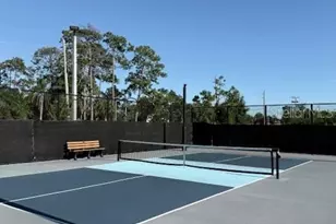 3540 65th Ave Cir E, Sarasota, FL 34243 - Photo 19