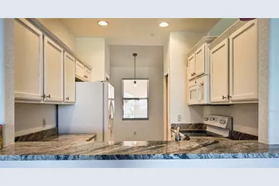 819 Fairwaycove Lane #203, Bradenton, FL 34212 - Photo 19