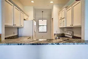 819 Fairwaycove Ln, Bradenton, FL 34212 - Photo 19