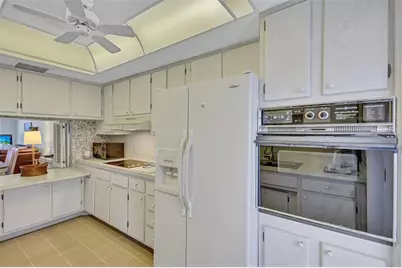 6140 Midnight Pass Road #601, Sarasota, FL 34242 - Photo 9