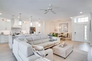 4039 Westbourne Cir, Sarasota, FL 34238 - Photo 7