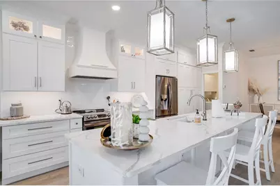 4039 Westbourne Circle, Sarasota, FL 34238 - Photo 11