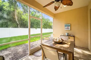 7727 33rd St E, Sarasota, FL 34243 - Photo 27