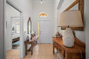 7727 33rd St E, Sarasota, FL 34243 - Photo 3