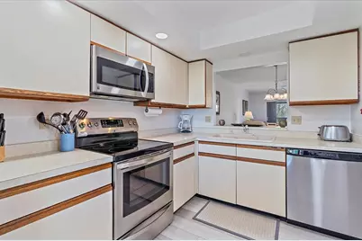 320 Mission Trail N #B, Venice, FL 34285 - Photo 9