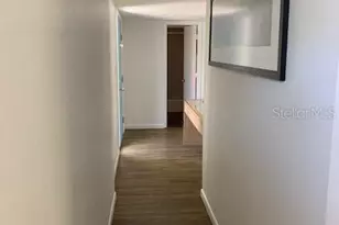 300 Garden Ln, Sarasota, FL 34242 - Photo 47