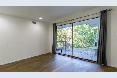 300 Garden Lane, Sarasota, FL 34242 - Photo 19