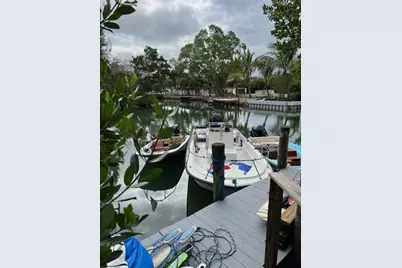 300 Garden Lane, Sarasota, FL 34242 - Photo 25