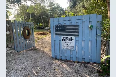 300 Garden Lane, Sarasota, FL 34242 - Photo 7