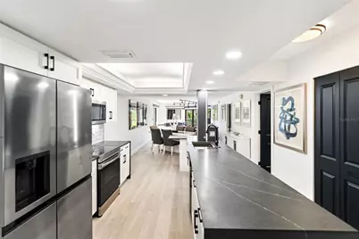 204 3rd Street W #201, Bradenton, FL 34205 - Photo 5