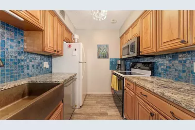 5641 Midnight Pass Road #904, Sarasota, FL 34242 - Photo 9