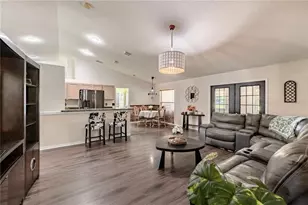 4329 Windmill Pointe Dr, Plant City, FL 33567 - Photo 5