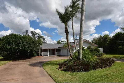 5217 Canterbury Drive, Sarasota, FL 34243 - Photo 3