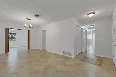 5217 Canterbury Drive, Sarasota, FL 34243 - Photo 15